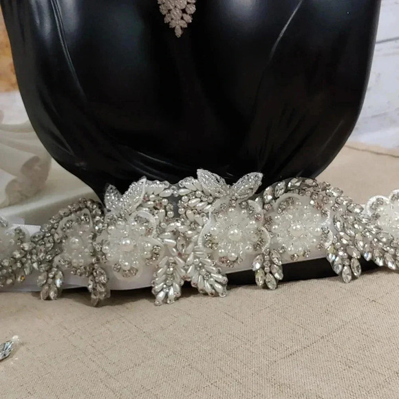 7pc. Tiara Bridal set.  ( Your choice of Necklace Sets ) See last 2 pictures - Picture 6 of 16